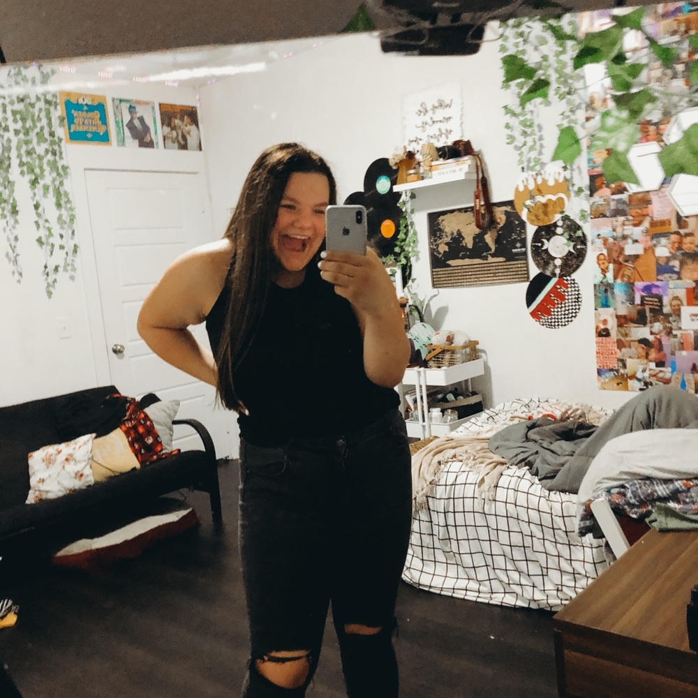 Black workout top
